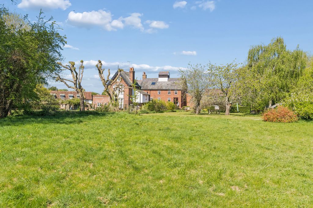 Additional image 27 of 6 bed semi-detached house for salePurwell Lane, Hitchin SG4