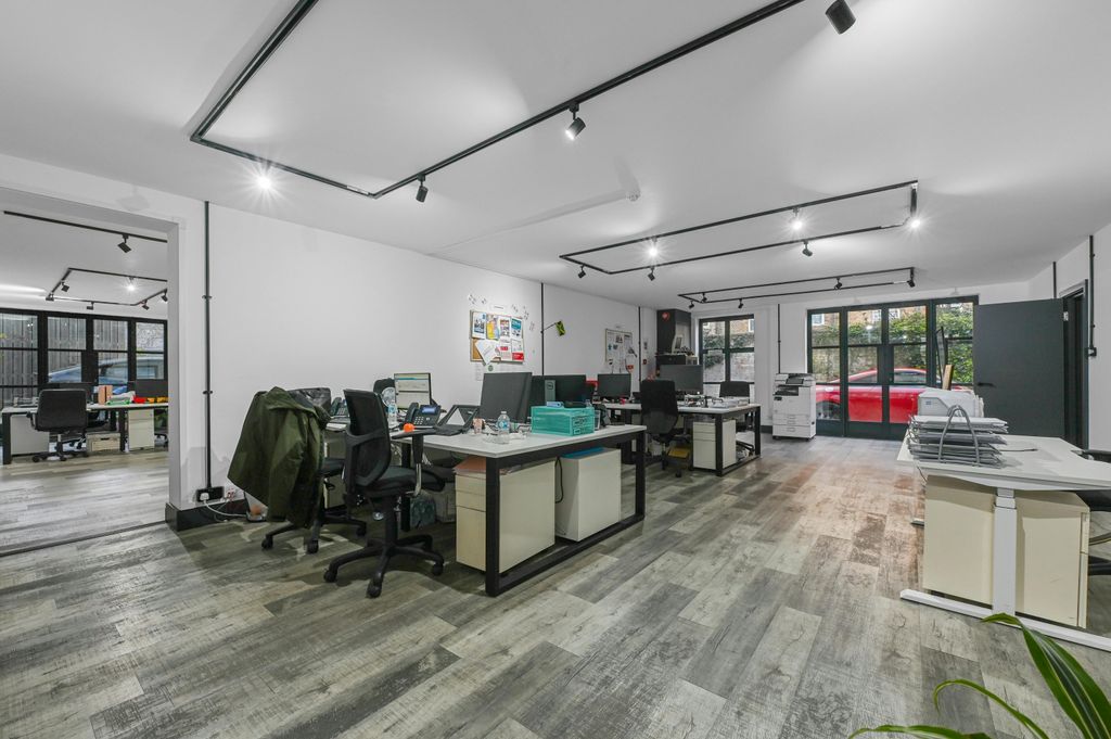 Property photo 2 of 8 Ol-Bc-6Opalmews-14.Jpg