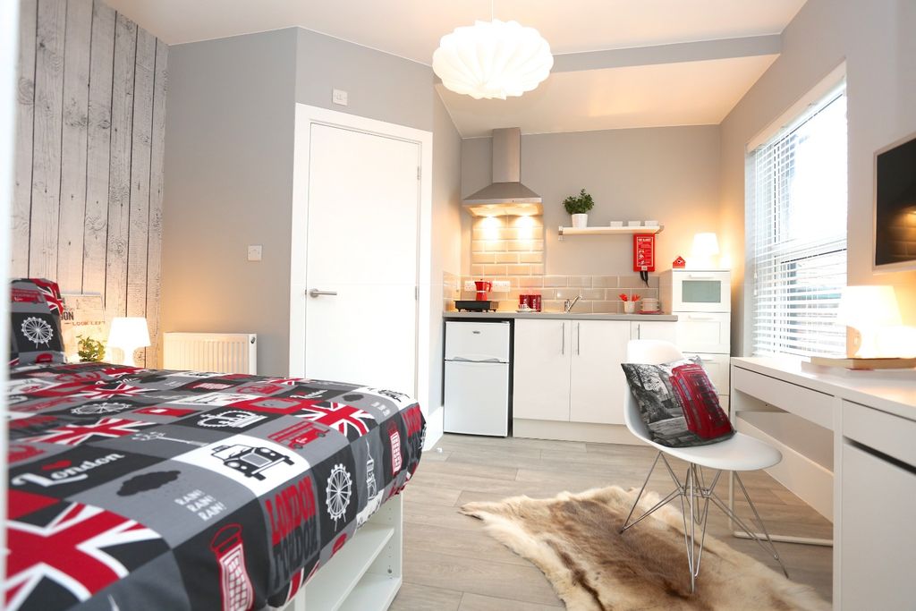 Property photo 1 of 14 3688000