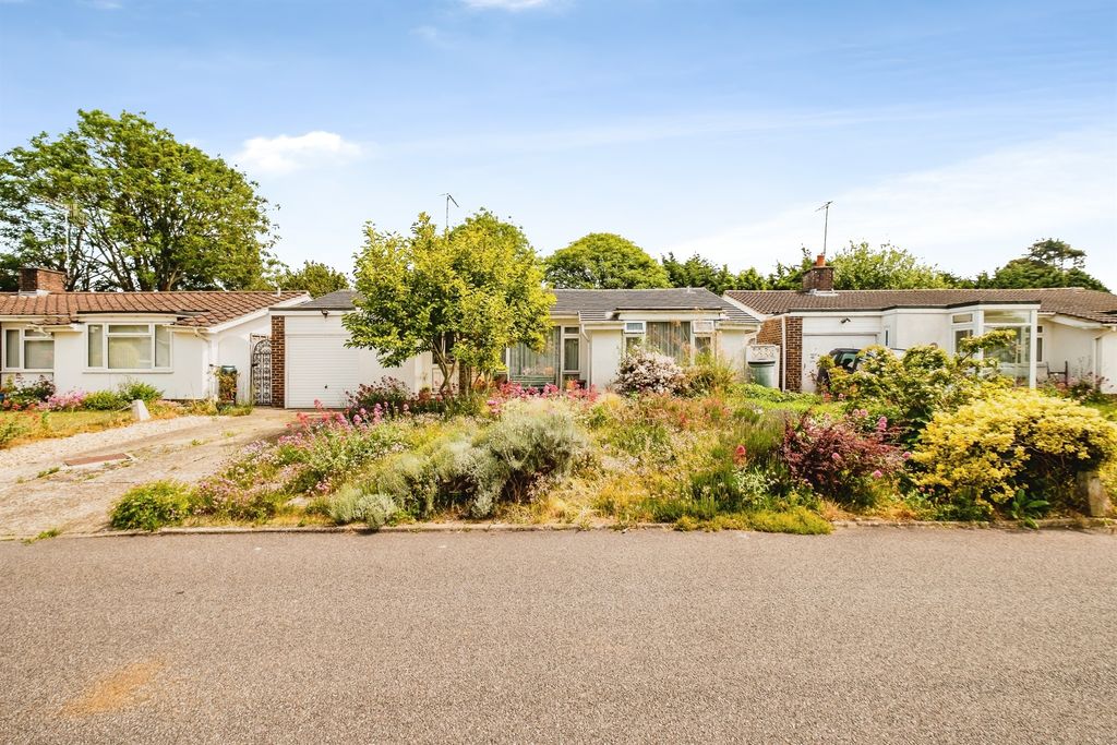 Property photo 1 of 16