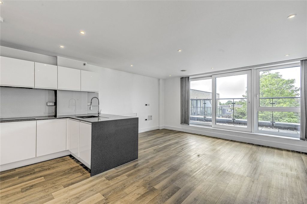 Property photo 1 of 12 Reception Room