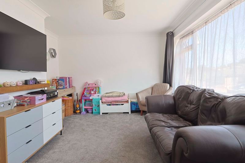 Property photo 3 of 14 Photo 1