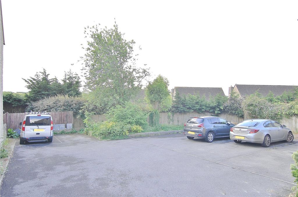 Property photo 3 of 11 Picture No. 22