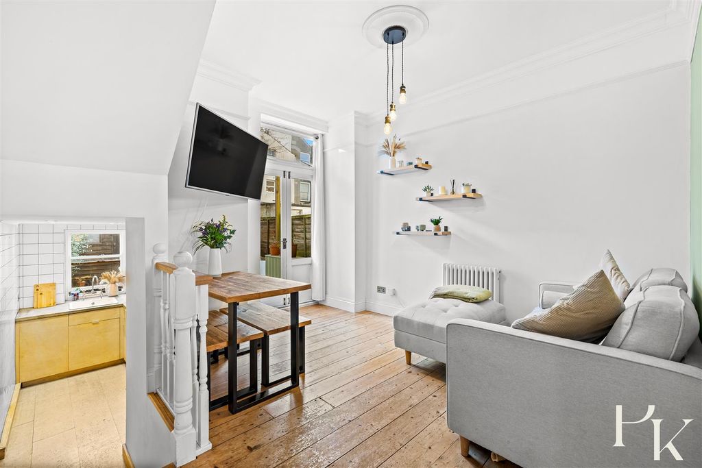 Property photo 3 of 16 Living Room