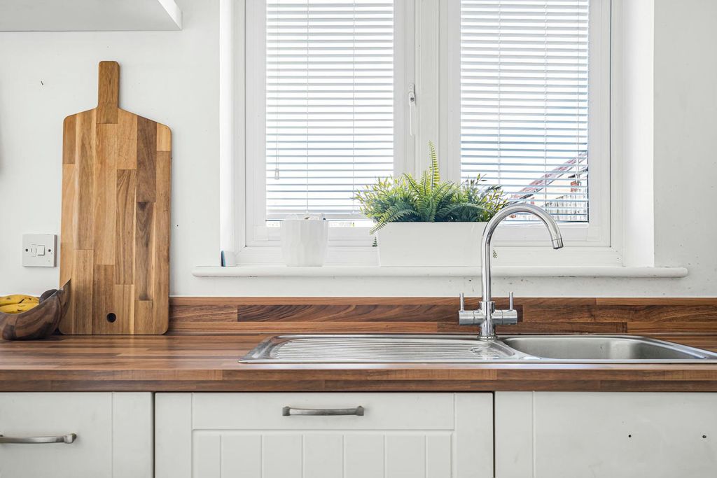 Property photo 2 of 24