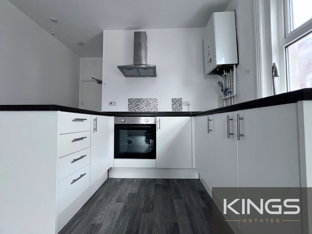 Property photo 2 of 4 Kitchen New 1_0