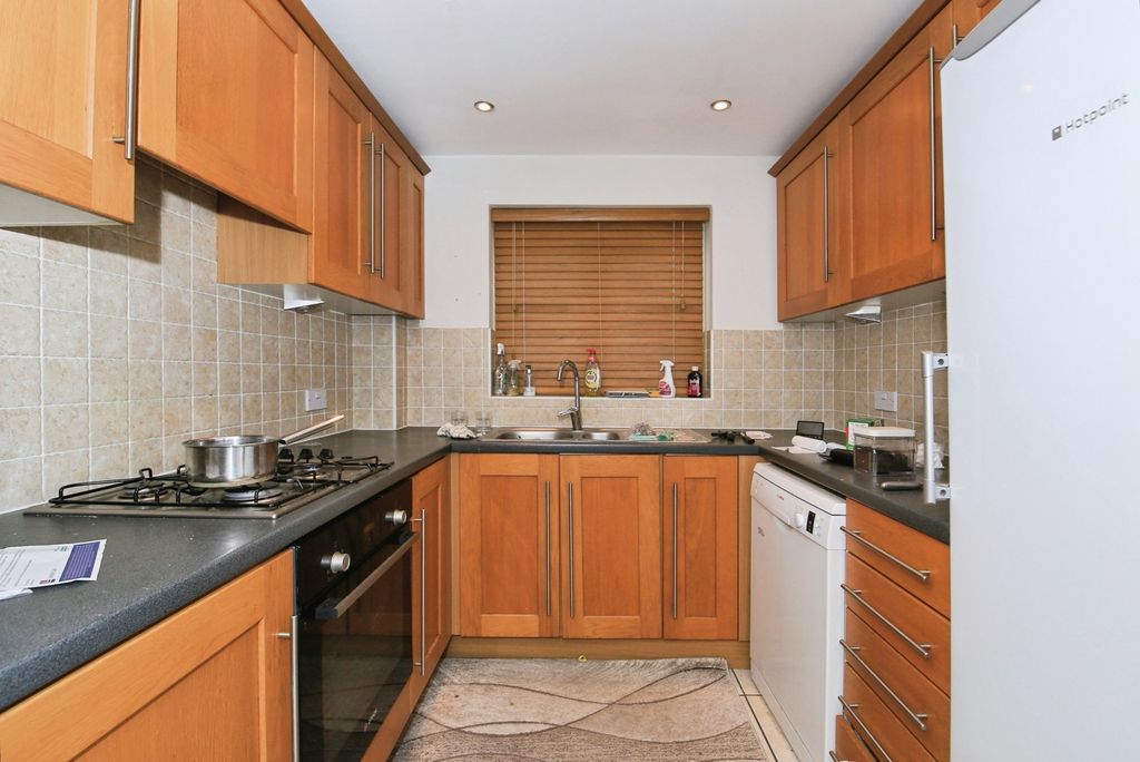 Property photo 3 of 15 Pbox-Img.Jpg