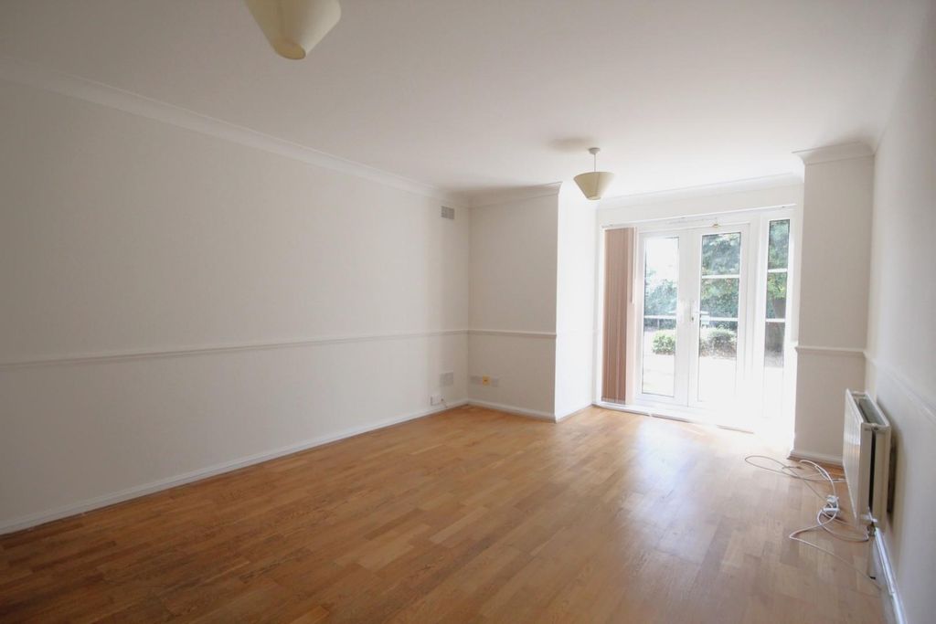 Property photo 2 of 6 Img_0990.Jpg