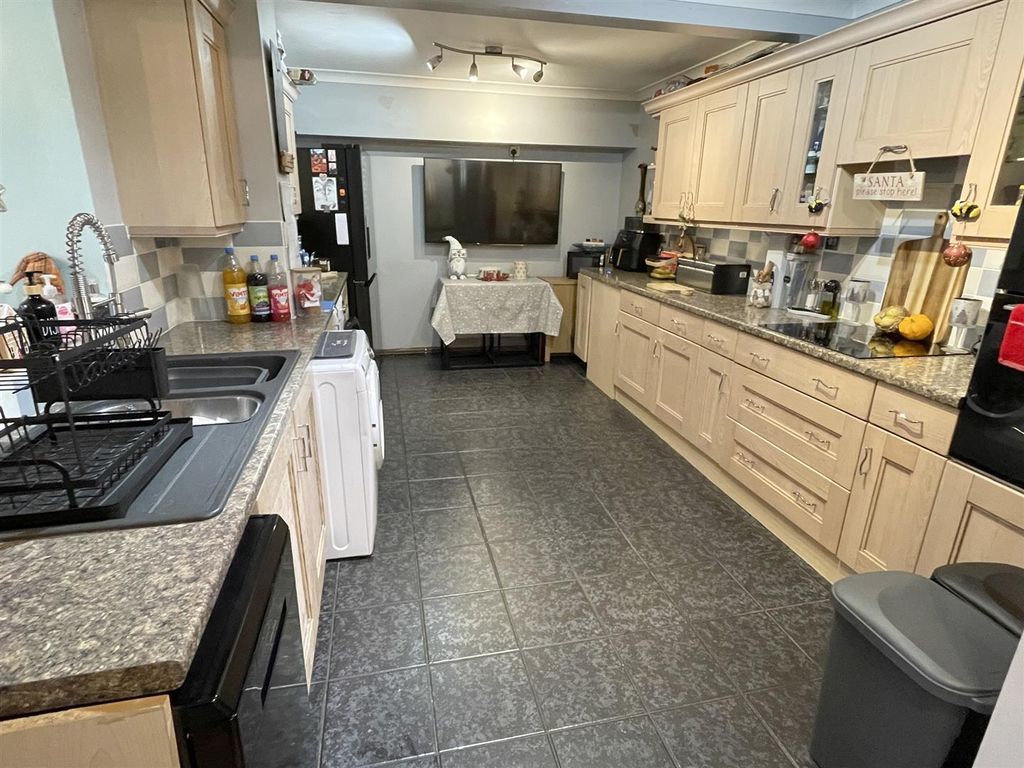 Property photo 2 of 10 Img_9310.Jpg