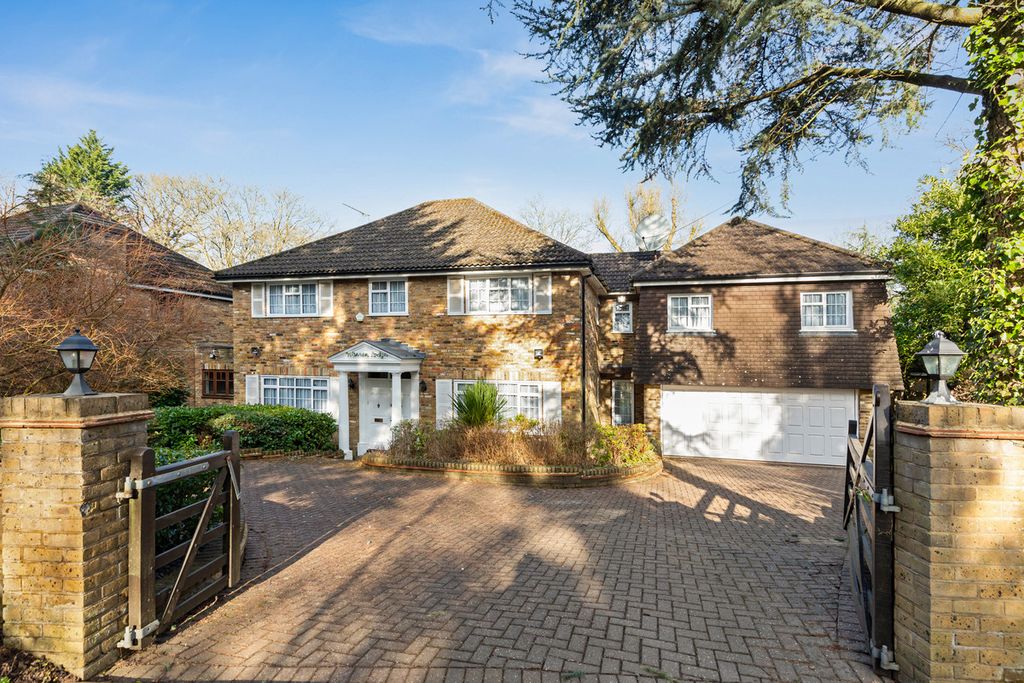 Property photo 1 of 9