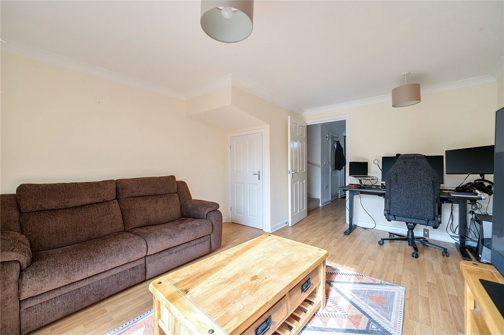 Property photo 3 of 10 Picture No. 04