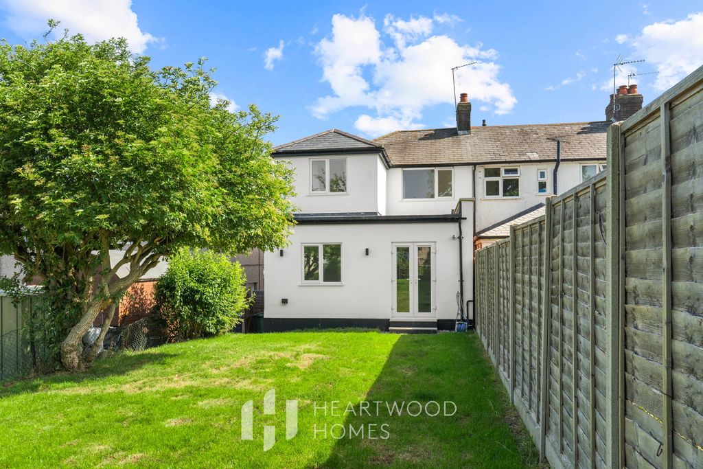 Property photo 1 of 19