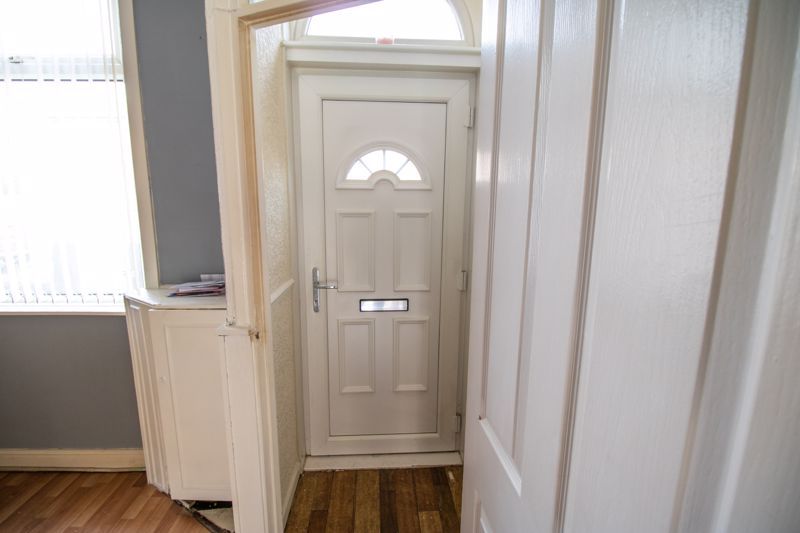 Property photo 2 of 10 Entrance Vestibule