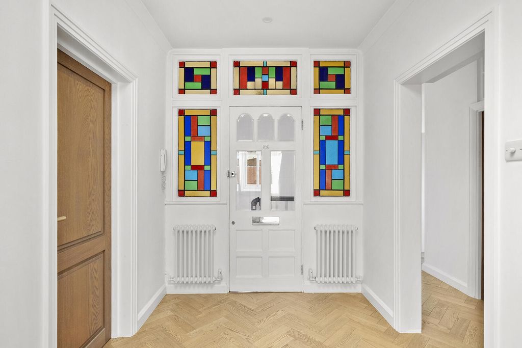 Additional image 22 of 3 bed flat for saleBycullah Road, Enfield EN2
