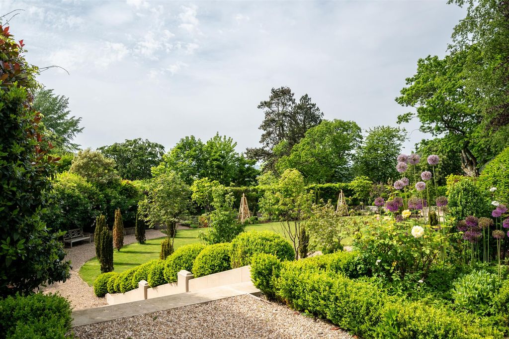 Additional image 54 of 5 bed detached house for salePadley Hill, Grindleford, Hope Valley S32