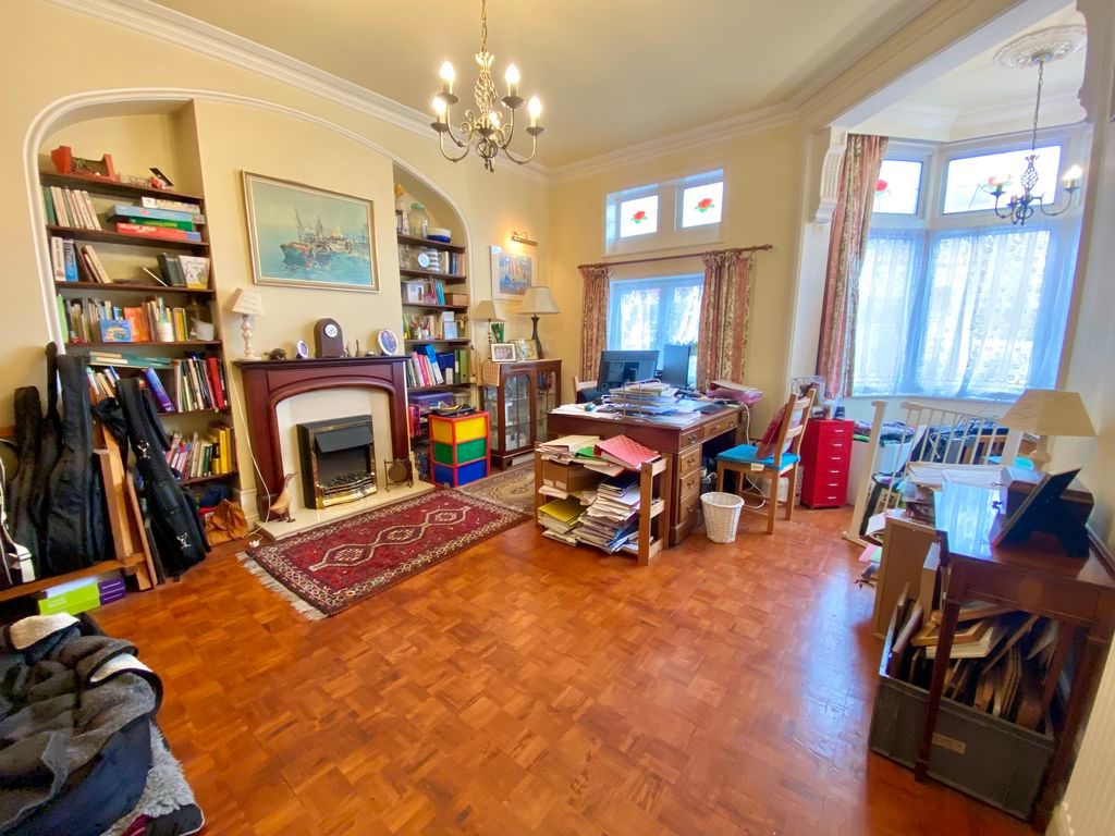 Additional image 4 of 7 bed detached house for saleSouthampton Road, Fareham PO16