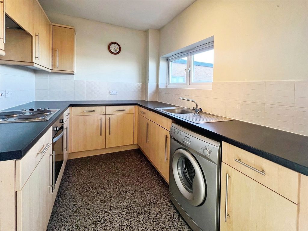 Property photo 3 of 9 Picture No. 09