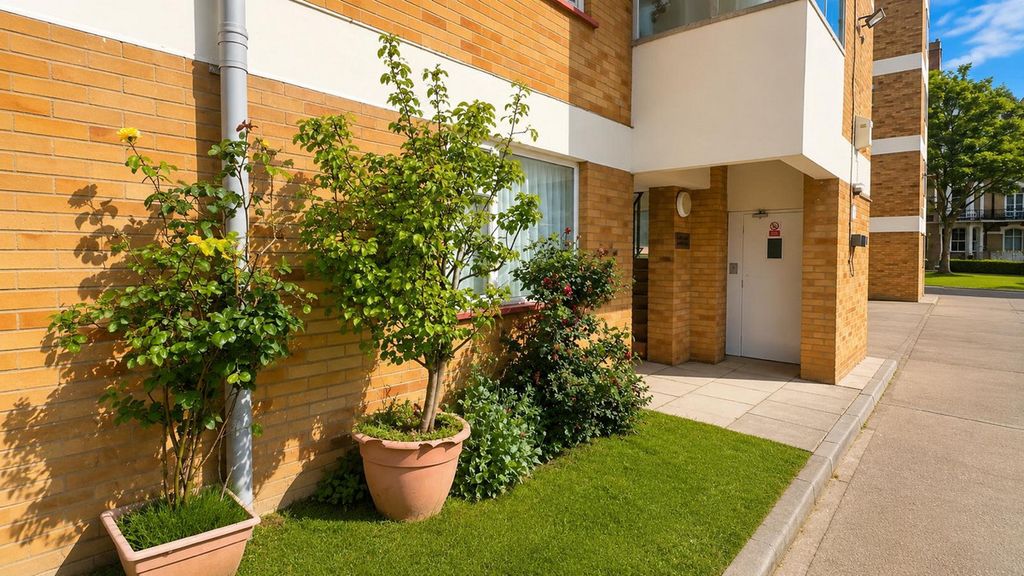 Property photo 2 of 15