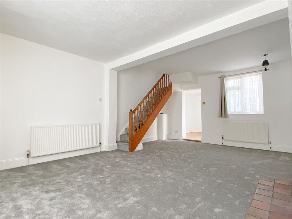 Property photo 2 of 12 Img_3529.Jpg