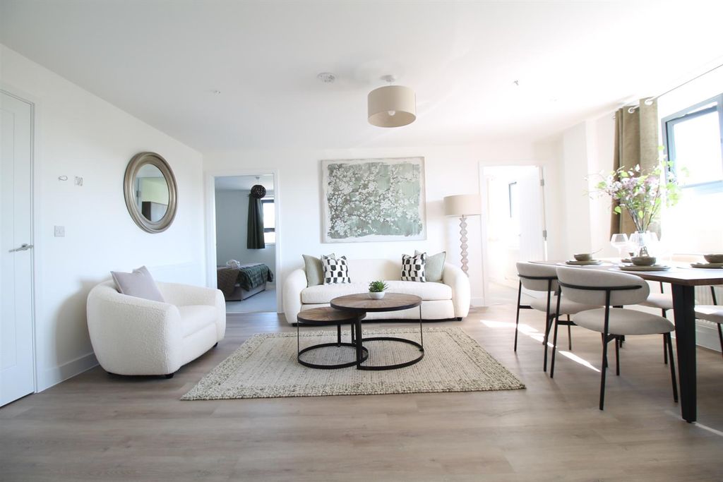 Property photo 3 of 11 Open Plan Kitchen Lounge Diner