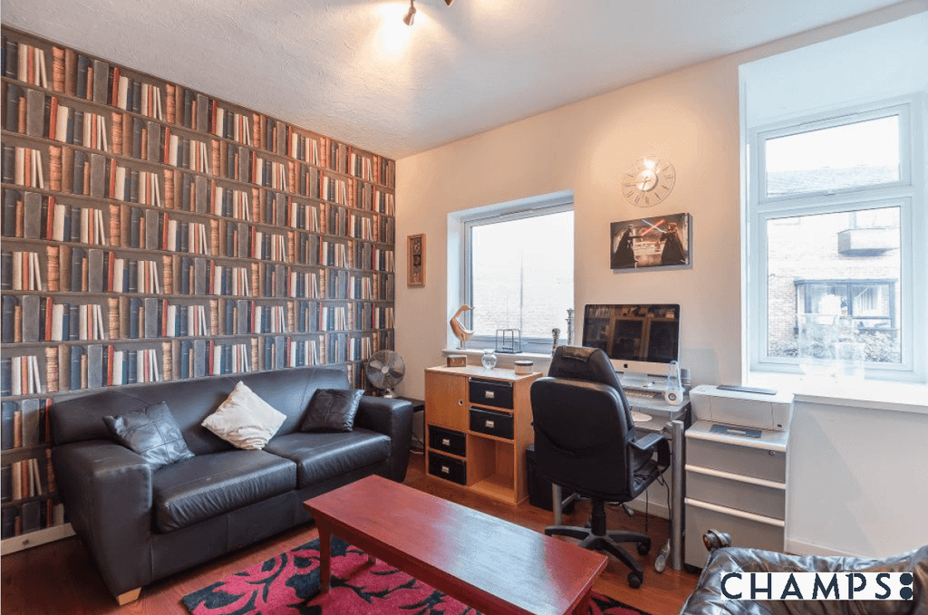 Property photo 3 of 12 Gallery