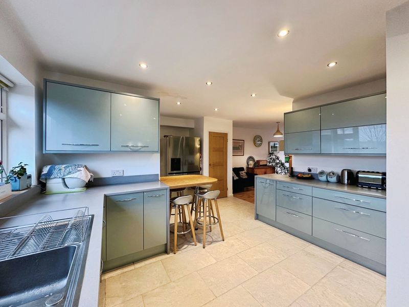 Property photo 2 of 24 Photo 13