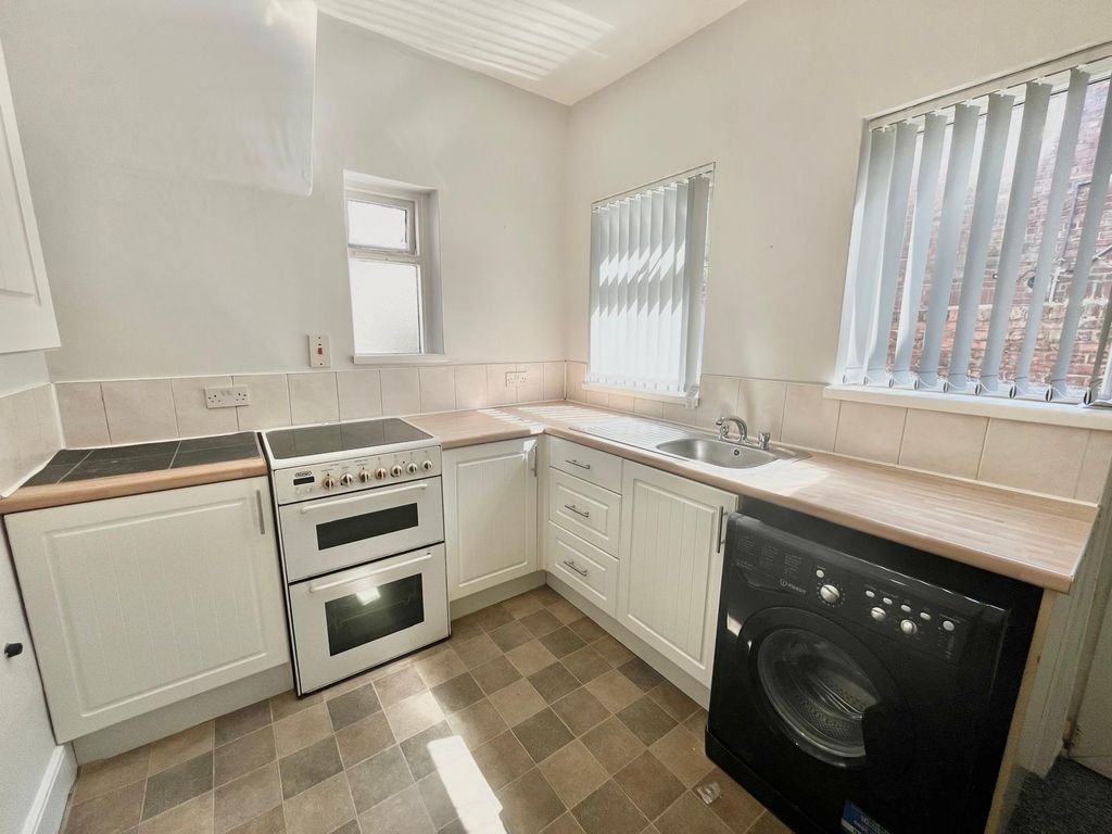 Property photo 2 of 10 Gallery