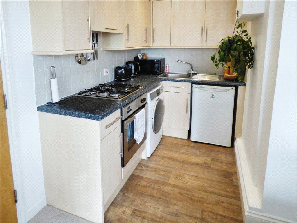 Property photo 3 of 8 Picture No. 04