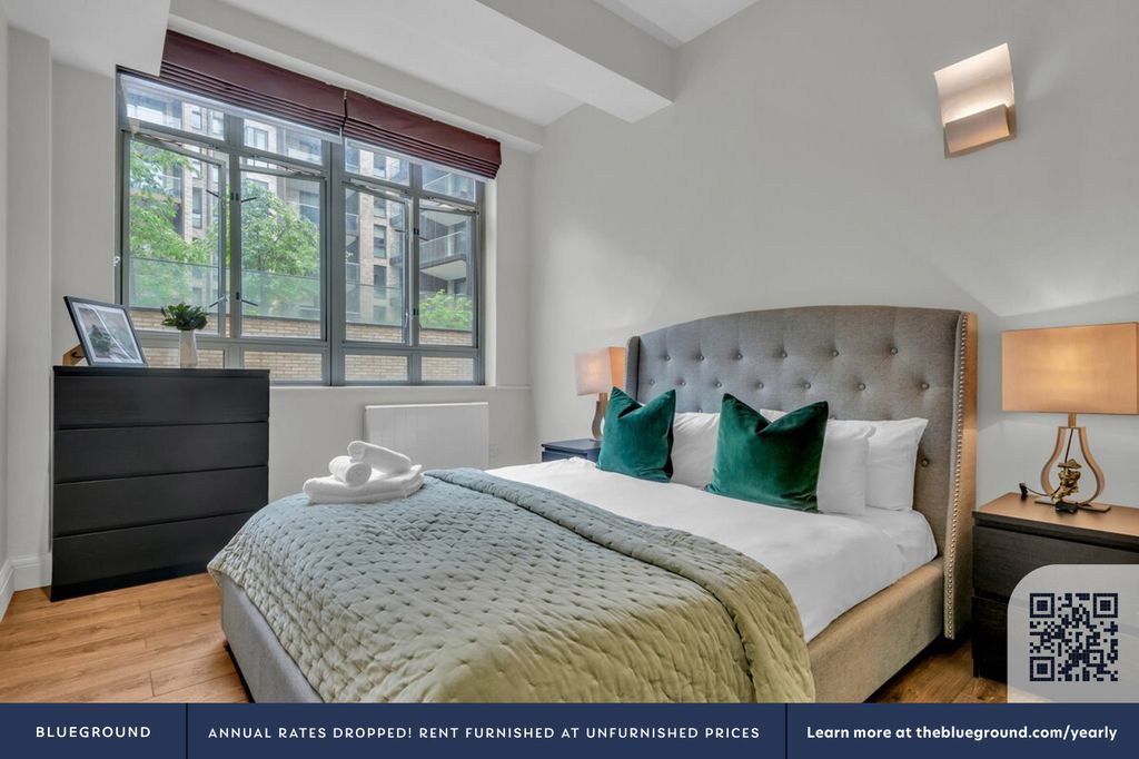 Property photo 3 of 16 Bedroom