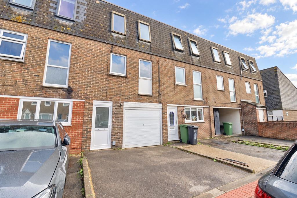 Property photo 1 of 16 7-Gy3cC4Ge-Mfvyi3c1A5Q.Png