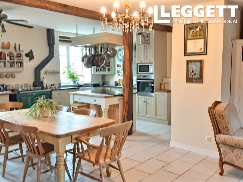 Property photo 3 of 10