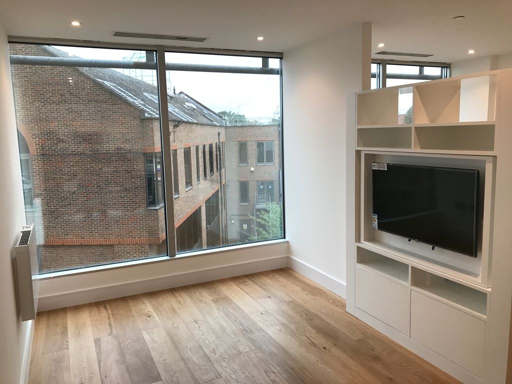 Property photo 1 of 4