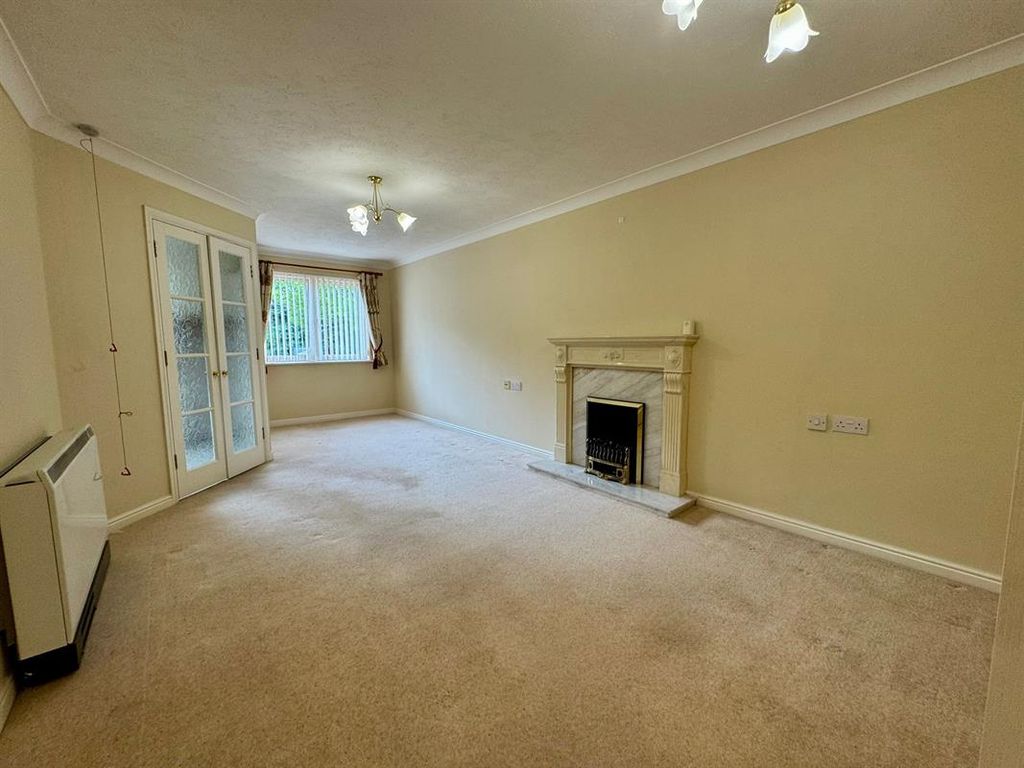 Property photo 3 of 8 Photo 3
