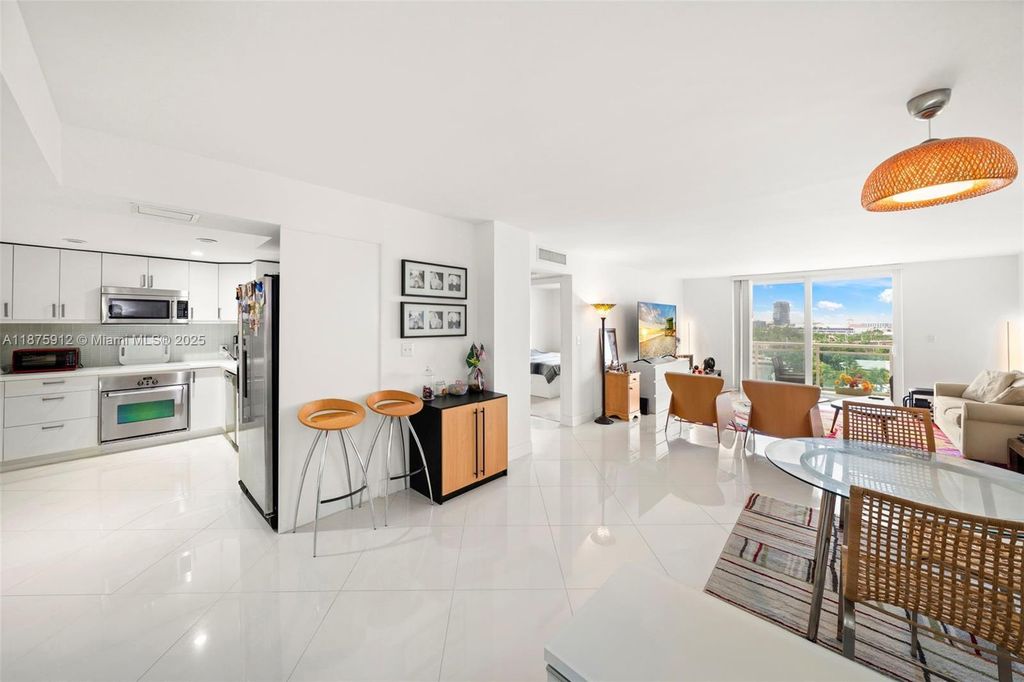 Property photo 2 of 46 <Alttext/>