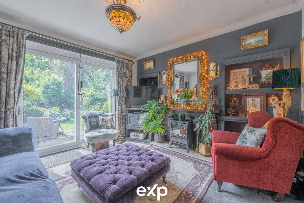 Property photo 3 of 26