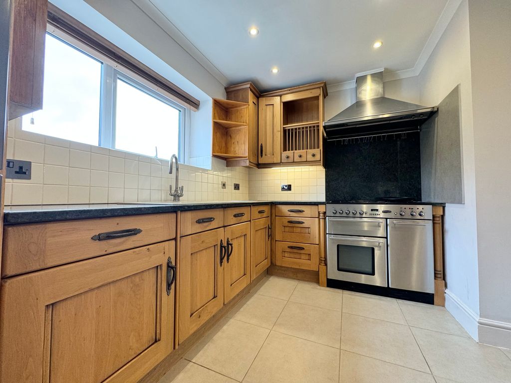 Property photo 3 of 16 Img_9295