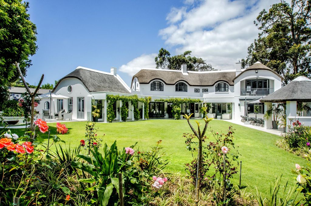 Property photo 2 of 69 Kw1731417