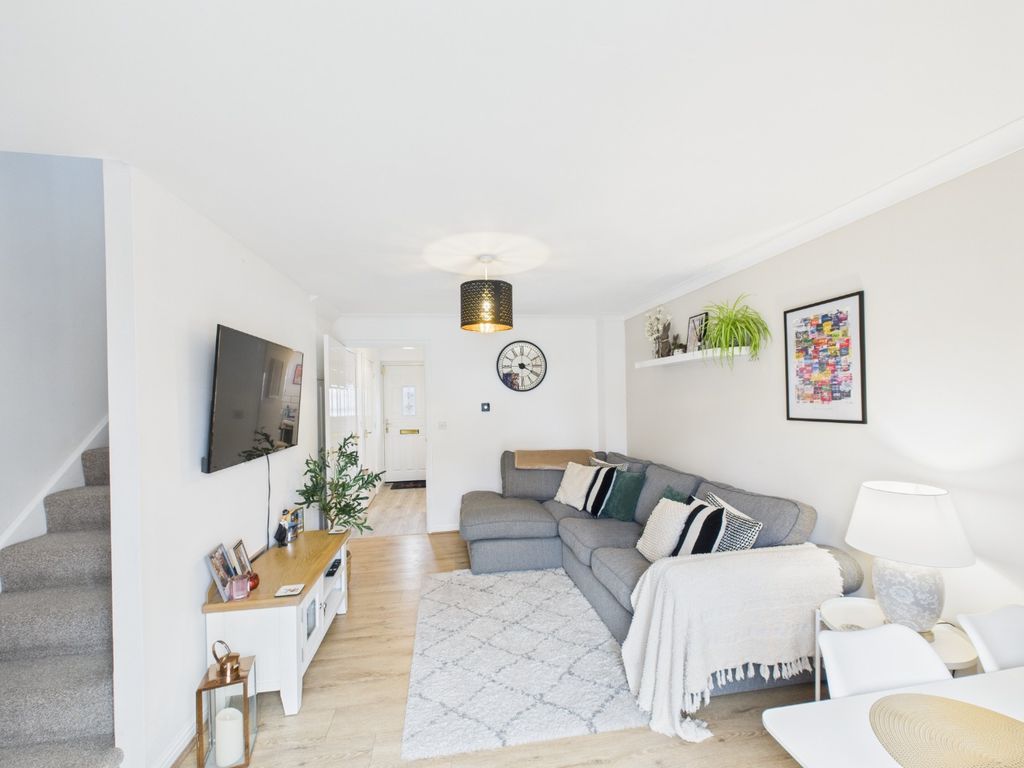 Property photo 3 of 14 4576828