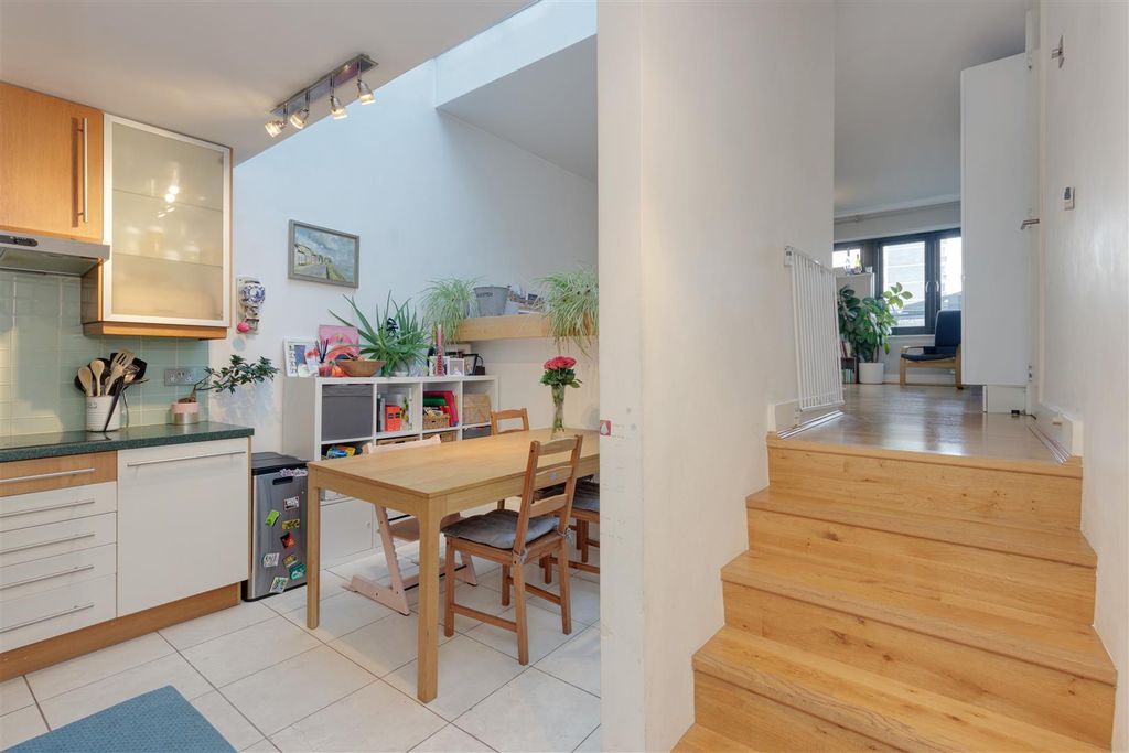 Property photo 2 of 16 0006.Jpg