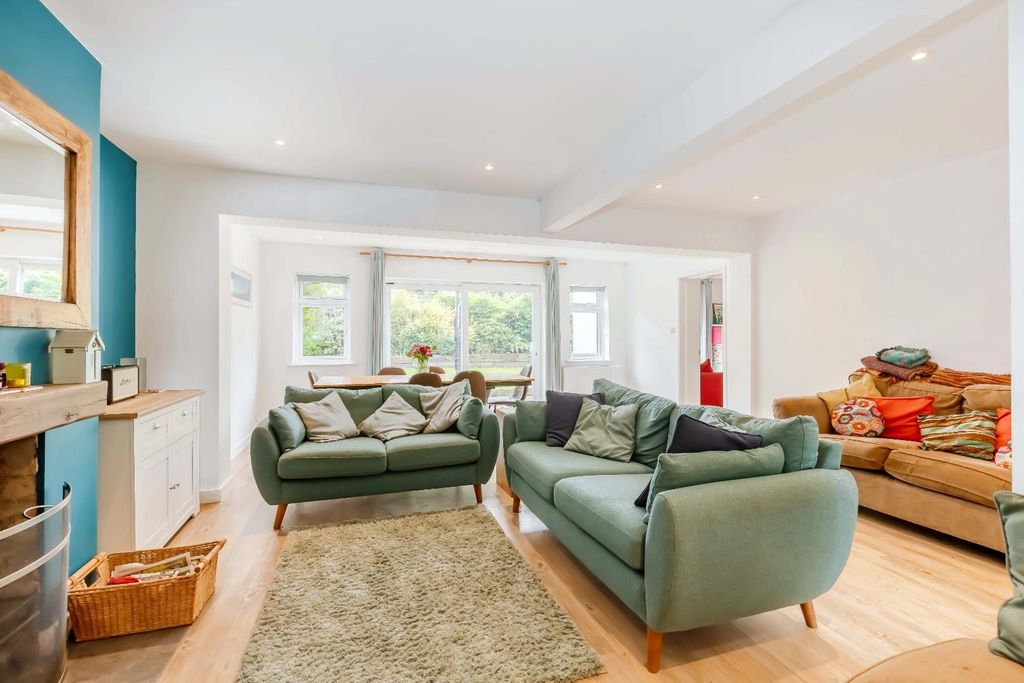 Property photo 2 of 26 Harbour Way_16.Jpg