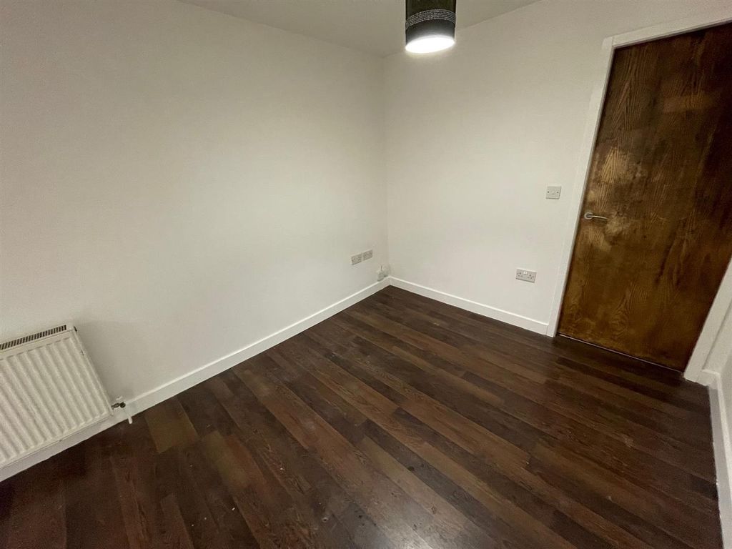 Property photo 2 of 9 2.Jpg