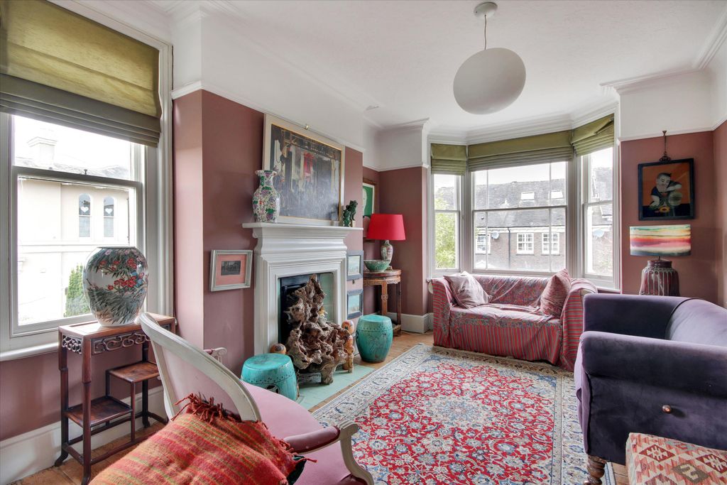 Property photo 2 of 11 Image