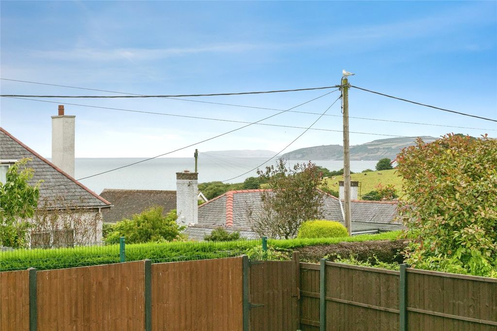 Property photo 2 of 24 Picture No. 04