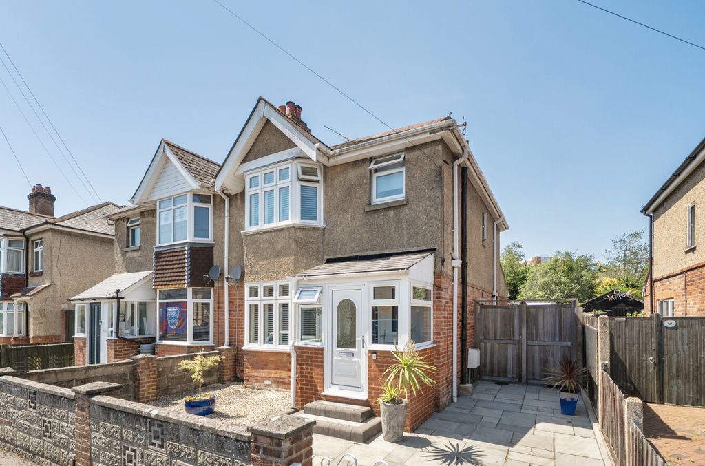 Property photo 1 of 14 1483487-1-6A3Ed50...