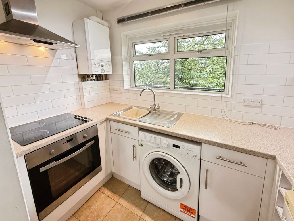 Property photo 2 of 8 Image