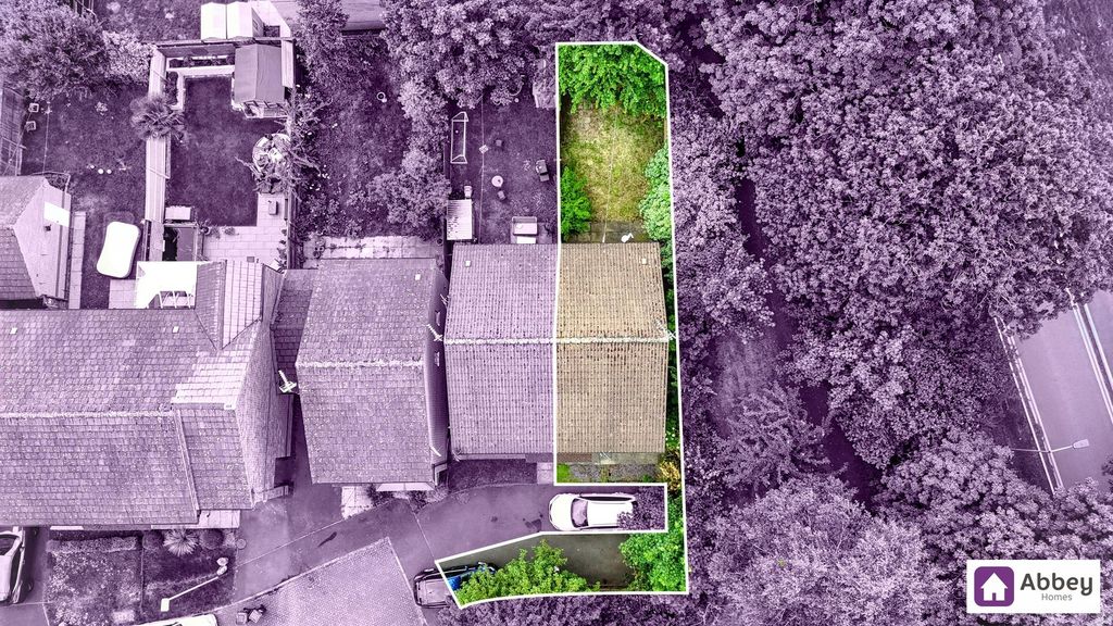 Property photo 3 of 16 Overview