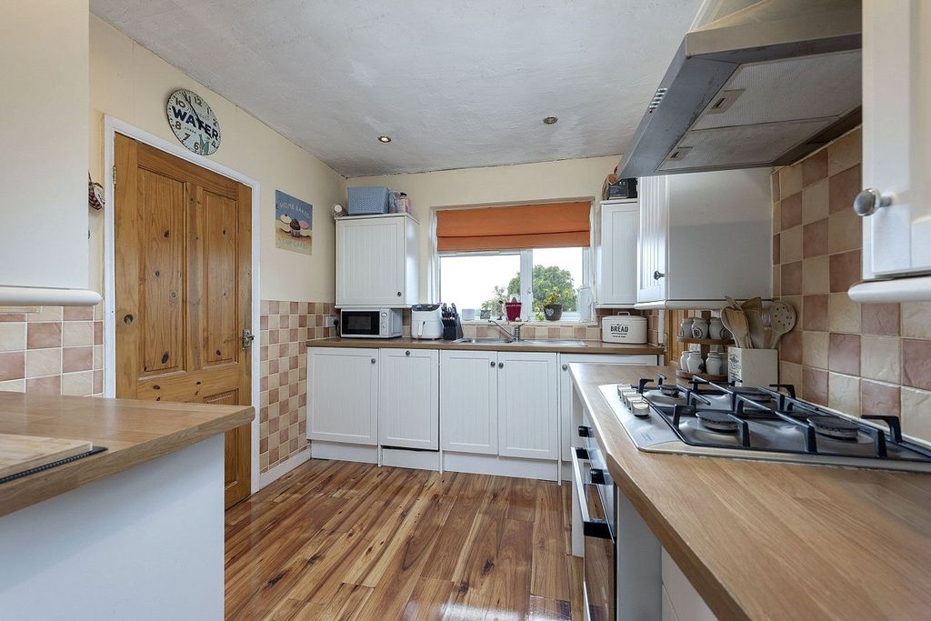 Property photo 1 of 15 Picture No. 17