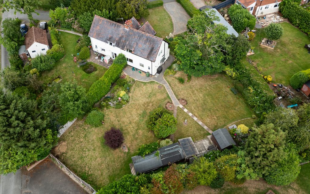 Property photo 2 of 16