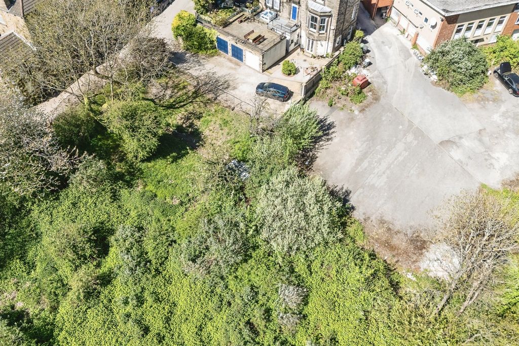 Property photo 2 of 6