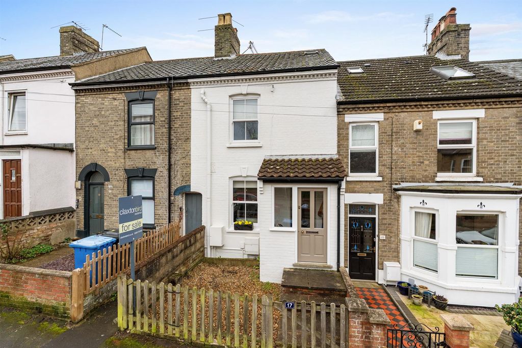 Property photo 1 of 32 17Yorkstreet-001.Jpg